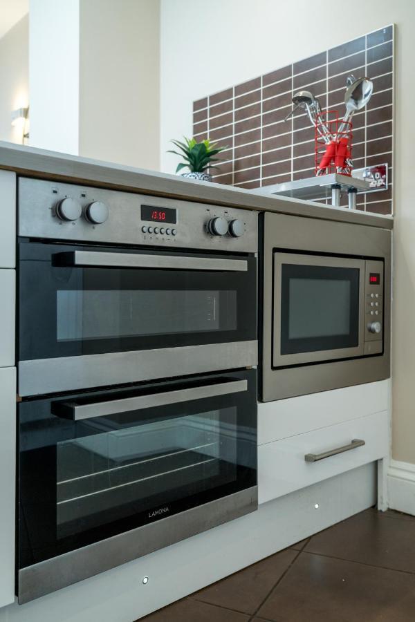 Spacious 2 Bedroom Apartment - Sleeps 6 Hove Exterior foto